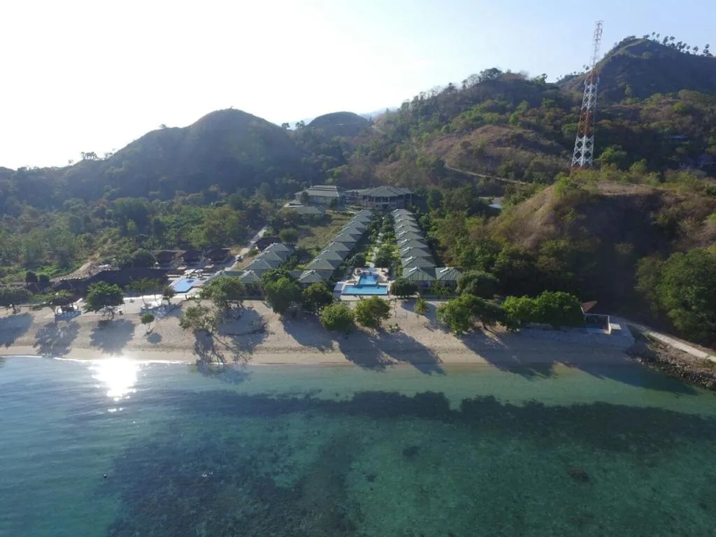 Sylvia Hotel & Resort Komodo — photo 14