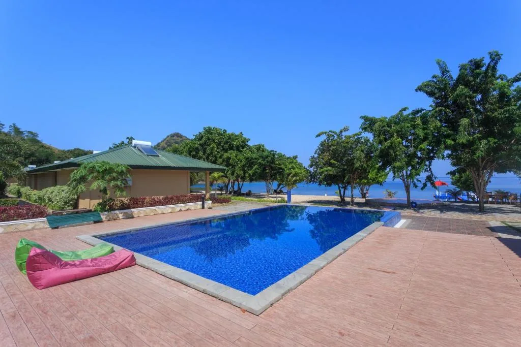 Sylvia Hotel & Resort Komodo — photo 16