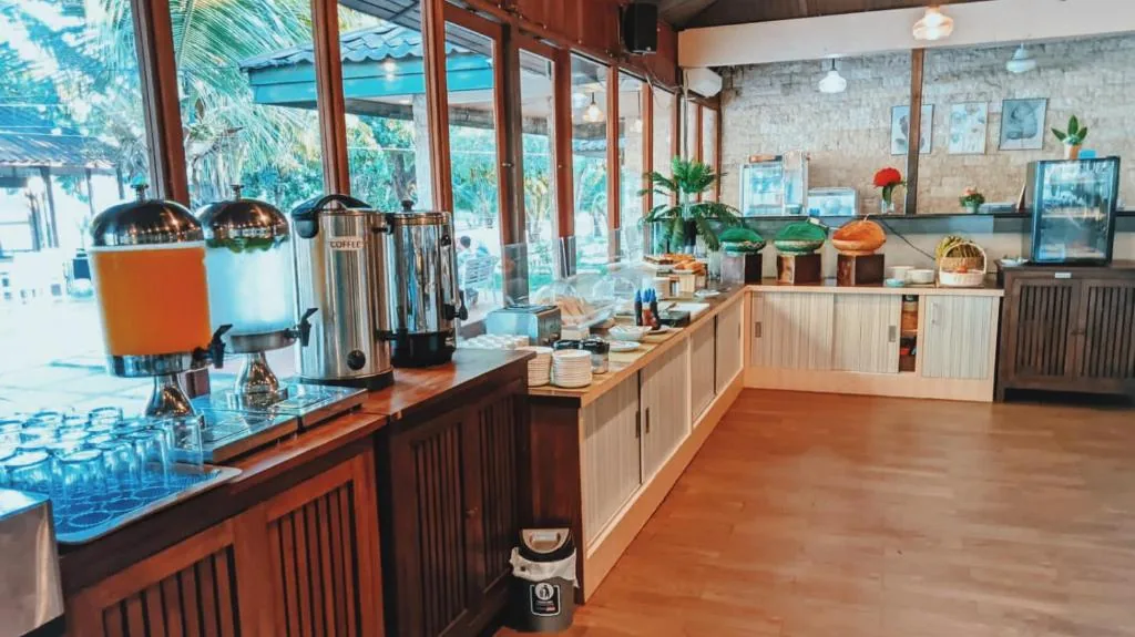 Sylvia Hotel & Resort Komodo — photo 3